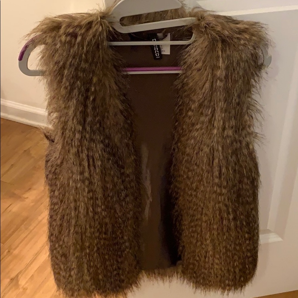 H&M Faux Fur Vest